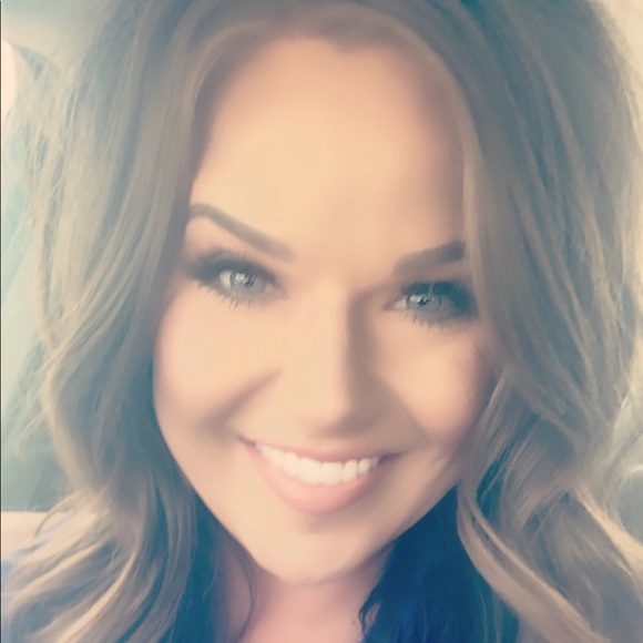 Meet your Posher, Shonda - Picture 1 of 1